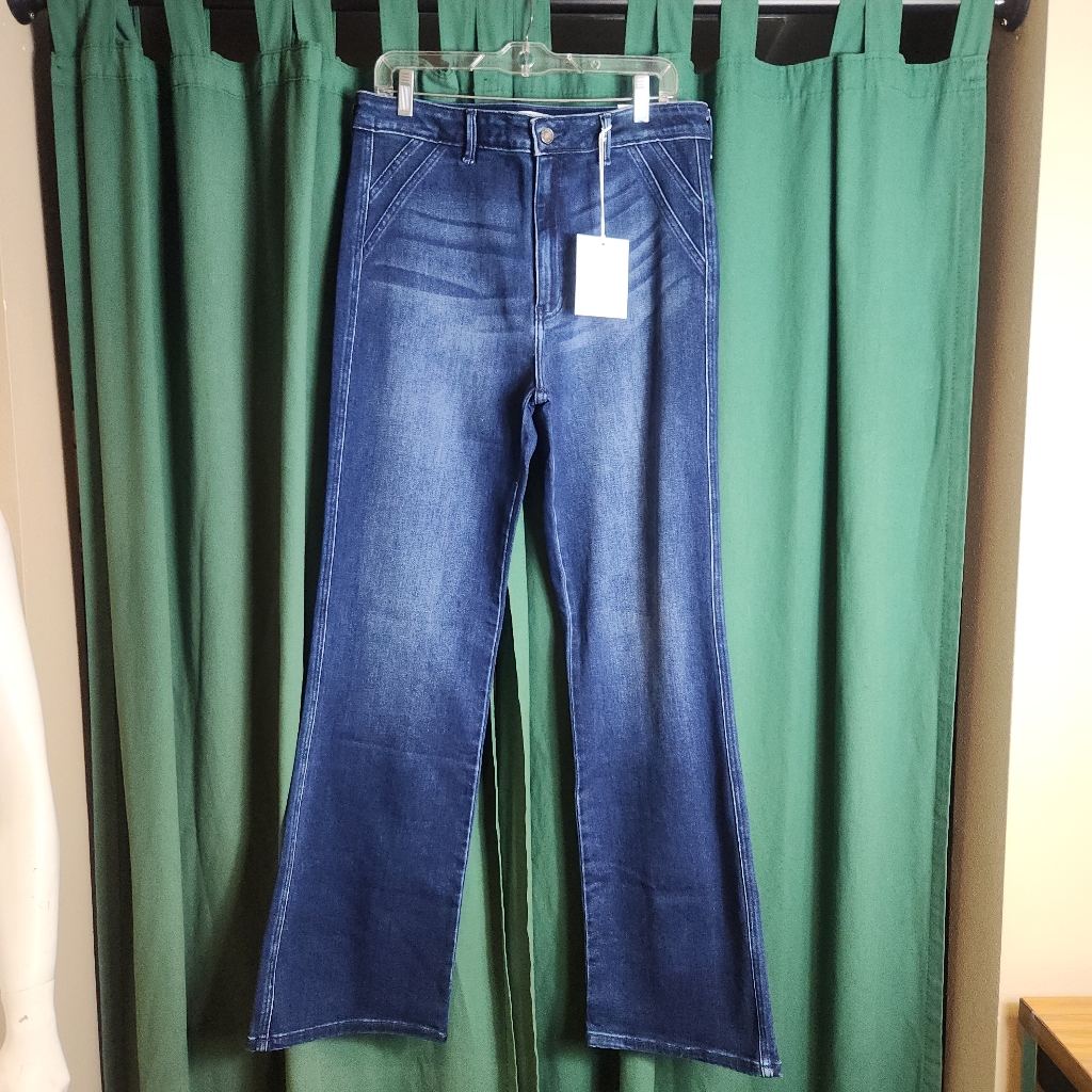 Nwt Kancan Ultra High Rise Flare & Wide Leg Jeans With Traditional Denim